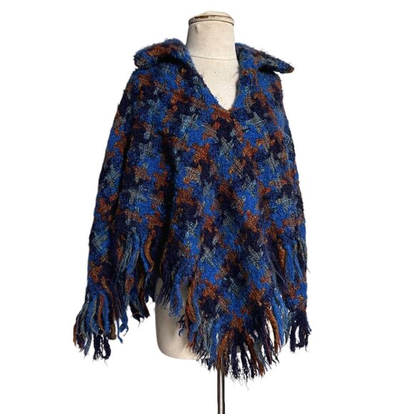 70s Vintage Wool Sweater Cape Arolan Kutomo Finland Boho Hippie Fringe Plaid. - Picture 2 of 13